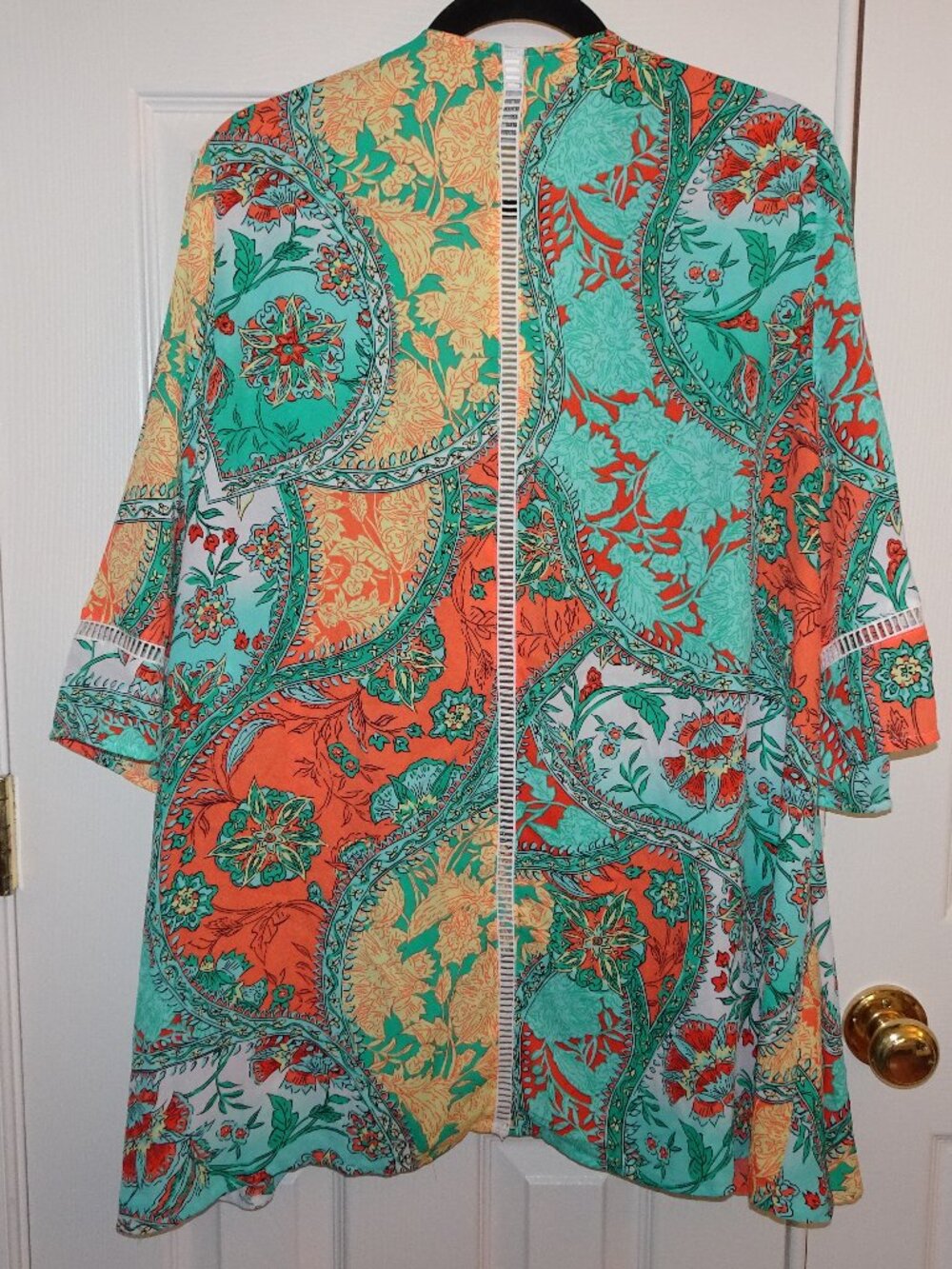 Beautiful Ultra-lightweight Kimono Cover Up - Picture 2 of 5